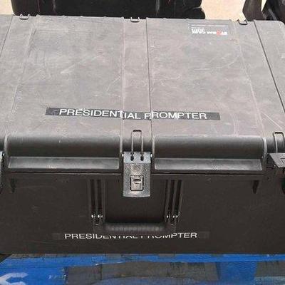 2712 • presidential prompter & travel case