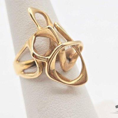 #712 • 14k Gold Ring, 4.8g
