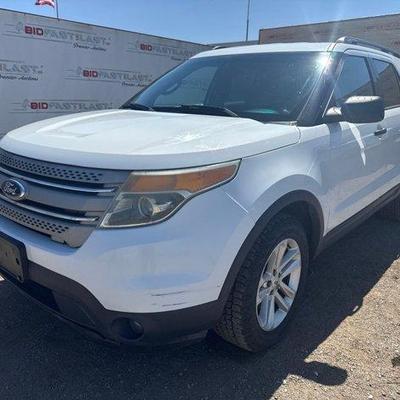 #260 • 2015 Ford Explorer
