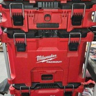 2338 • (4) milwaukee packouts