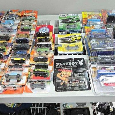 2480 • (54) die cast cars