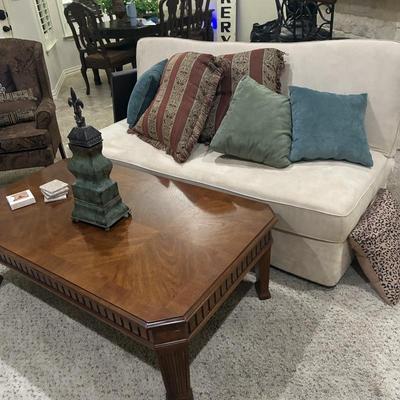 Sale Photo Thumbnail #73