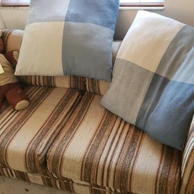 Sale Photo Thumbnail #128