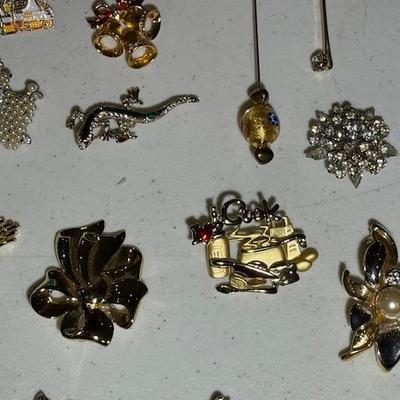 Sale Photo Thumbnail #92