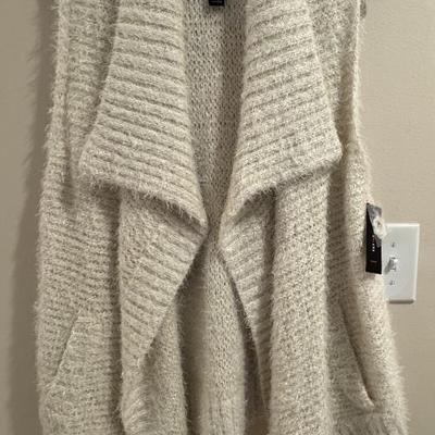 Sale Photo Thumbnail #130