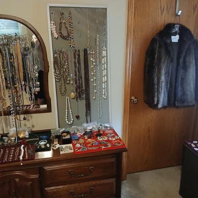 Sale Photo Thumbnail #34