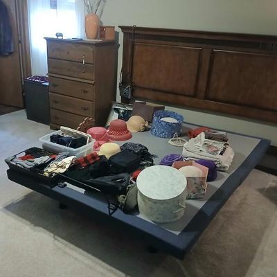 Sale Photo Thumbnail #31
