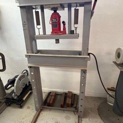 #1760 • 20 Ton Press
