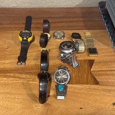 #7004 • 8 Wrist Watches
