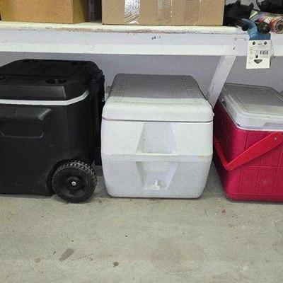 #8106 • (5) Ice Chest
