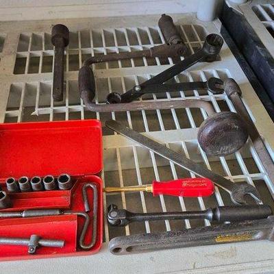 #1100 • Antique Snap-On Tools
