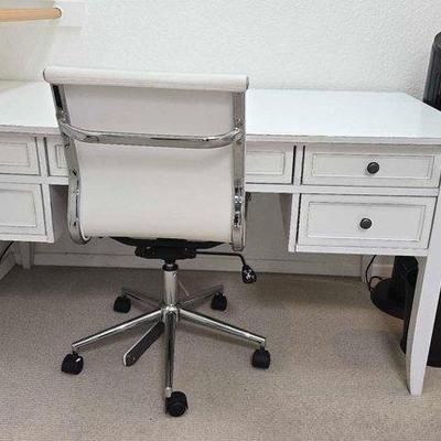 #7720 • Desk, Rolling Chair & More
