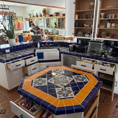 #7905 • Kitchen Lot

