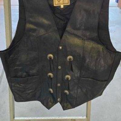 #2140 • El Vendao Leather Vest
