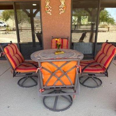 #8510 • Patio Furniture and Wall Art
