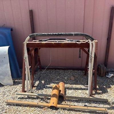 #9712 • Metal Saw Horses, Sway Bar, Canopy Frame
