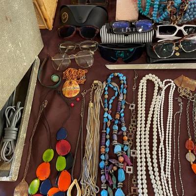 Sale Photo Thumbnail #76