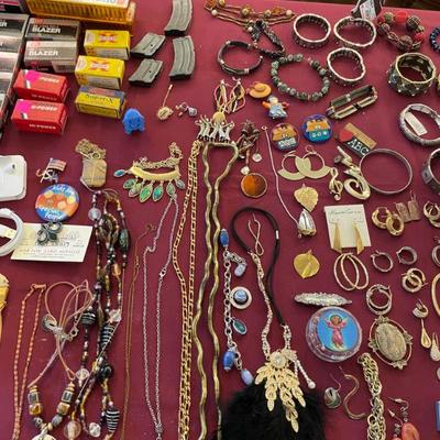 Sale Photo Thumbnail #68