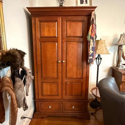 Sale Photo Thumbnail #360