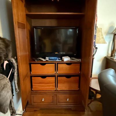 Sale Photo Thumbnail #361