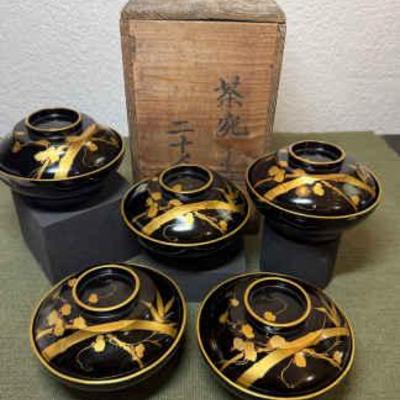 Urushi maki e lidded rice soup bowls, japan, 1920s