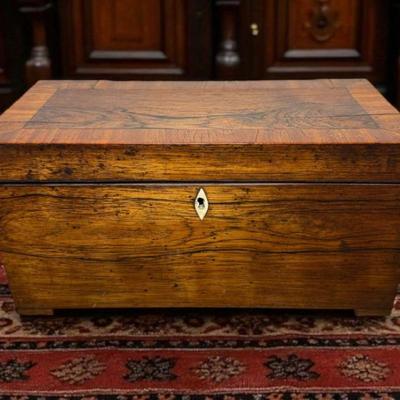 1840s english rosewood tea caddy footed