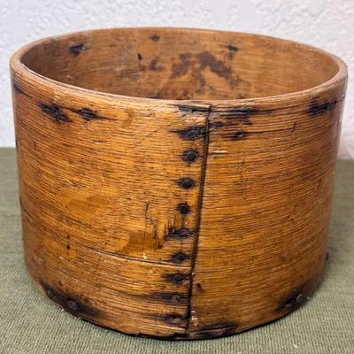 Antique dry measure wood box