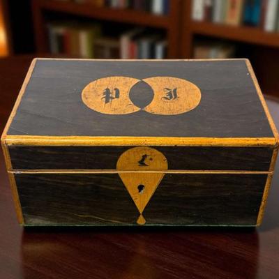 English georgian inlaid wooden box