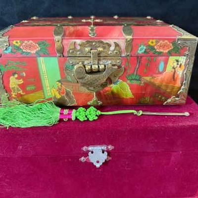 Vintage korean kwagak ox horn wood jewelry box w brass locket