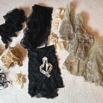 Antique Lace Trimmings 