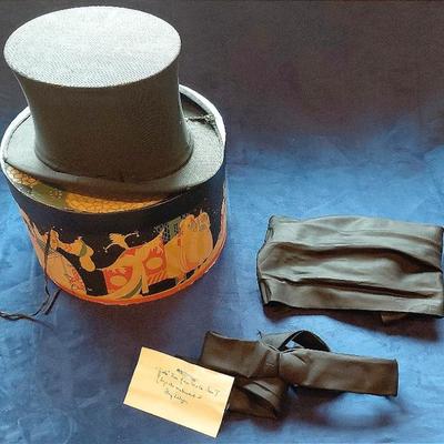 Antique mens haberdashery wwi