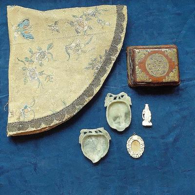 Asian rivited overlay box and various trinkets