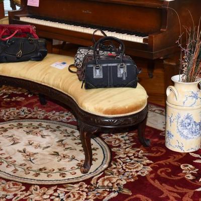 0045 piano room