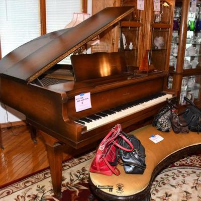 0049 piano room