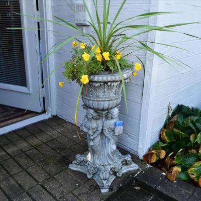 1032 front yard
