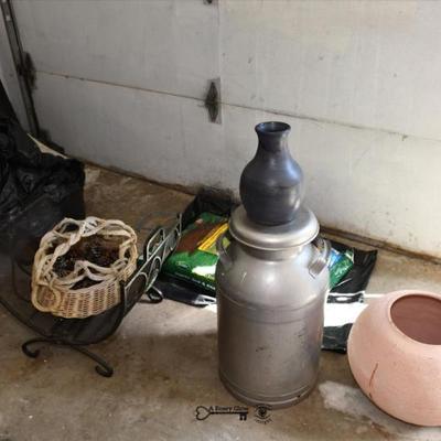0803 garage