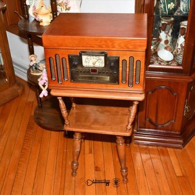 0102 piano room