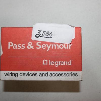 Sale Photo Thumbnail #577