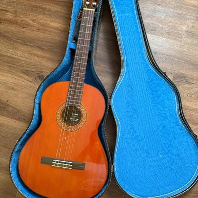 Yamaha G-65 Guitar