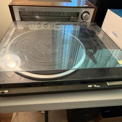 Technics Turntable