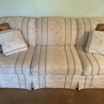 Sale Photo Thumbnail #44