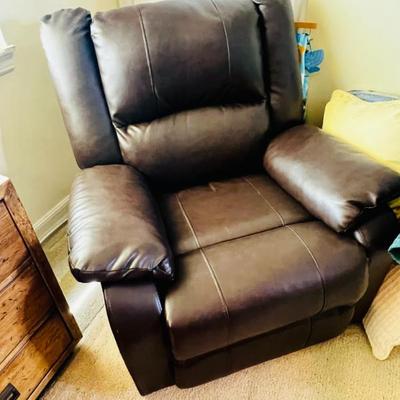 Sale Photo Thumbnail #153