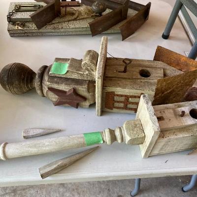 Several bird houses