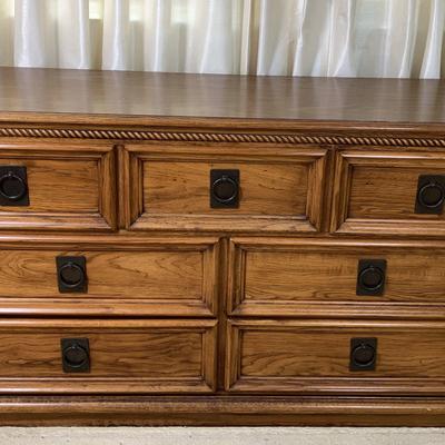 Young Hinkle “Buccaneer” 7 Drawer Dresser 