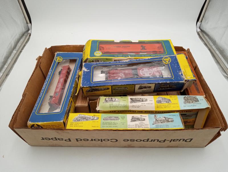 Sale Photo Thumbnail #77