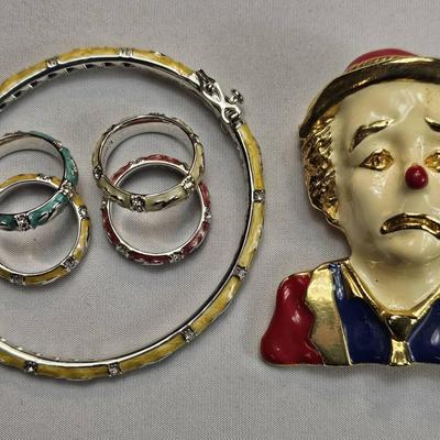 Mi Amore Enamel Clown Brooch (1), Enamel Hinge Bracelet (1) & Matching Rings, Size 6 (4)