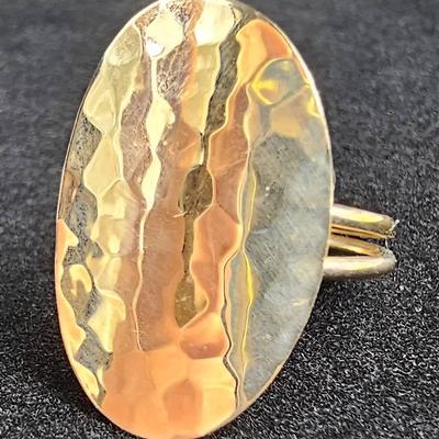 14k Hammered Oval Ring, Size 6