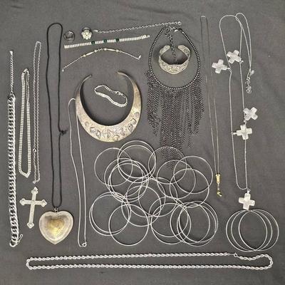 Silver Tone Jewelry #157