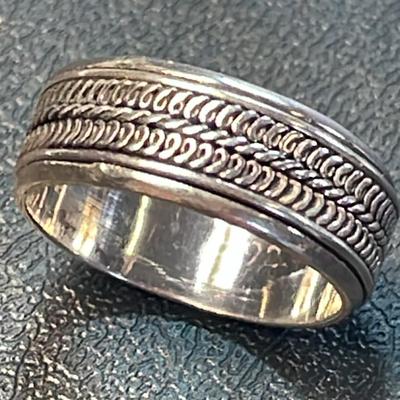 .925 Sterling Silver Etched Band, Size 5 1/2