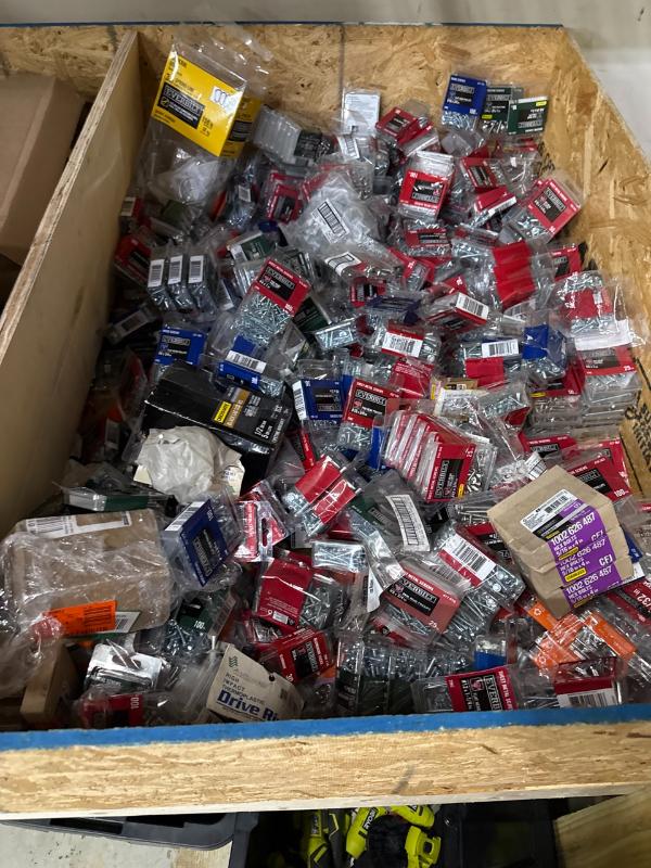 Sale Photo Thumbnail #834